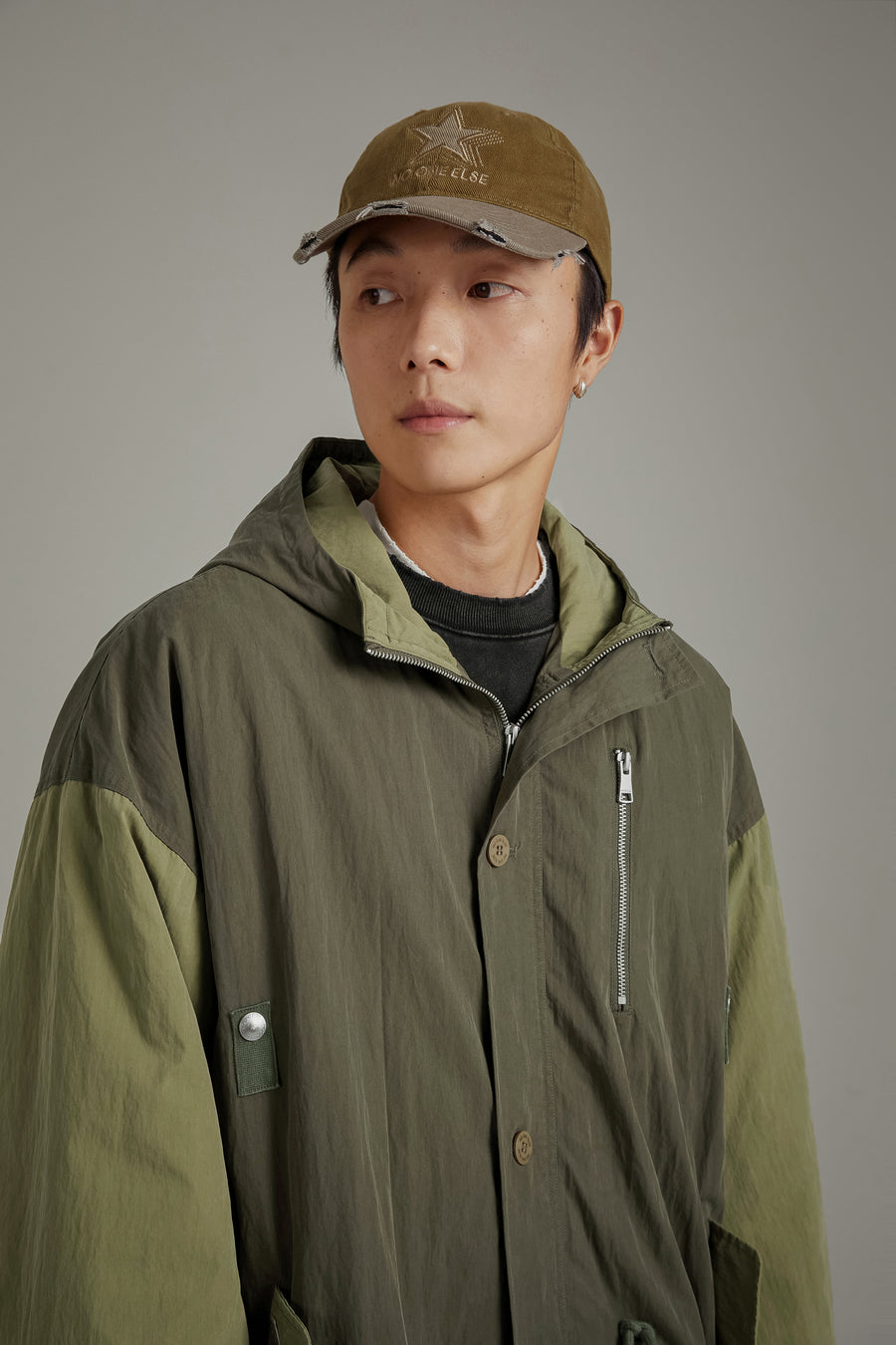 CHUU Color Combination Hooded Jacket