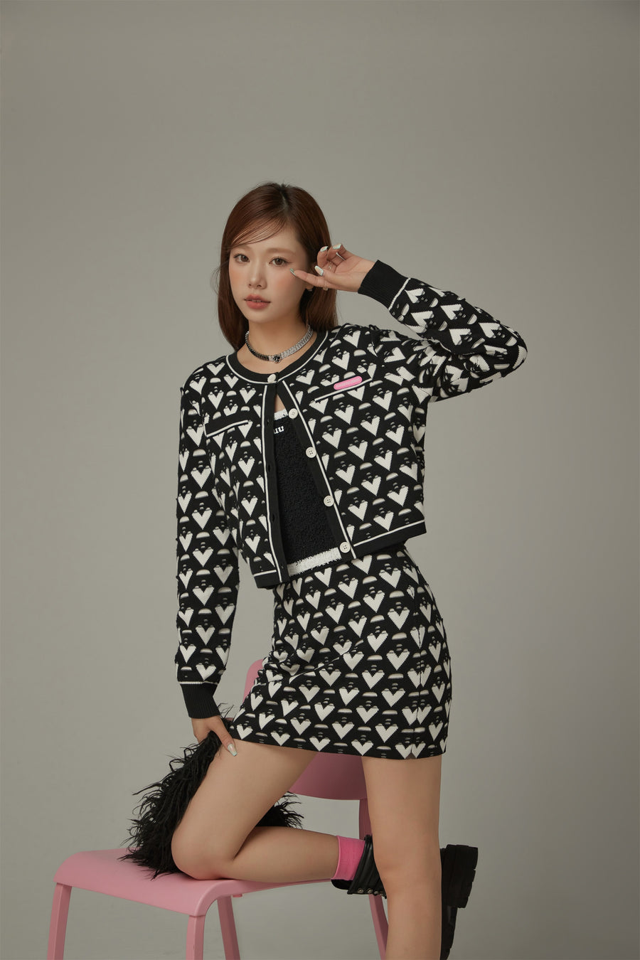 CHUU Heart Knit Button Cardigan