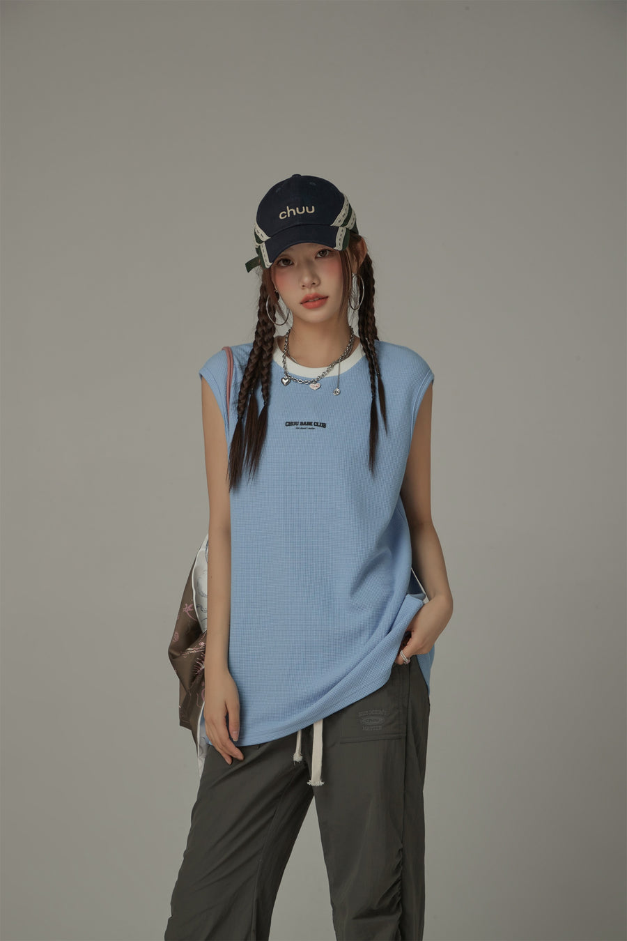 CHUU Simple Waffle Loose Fit Sleeveless Mid Length T-Shirt