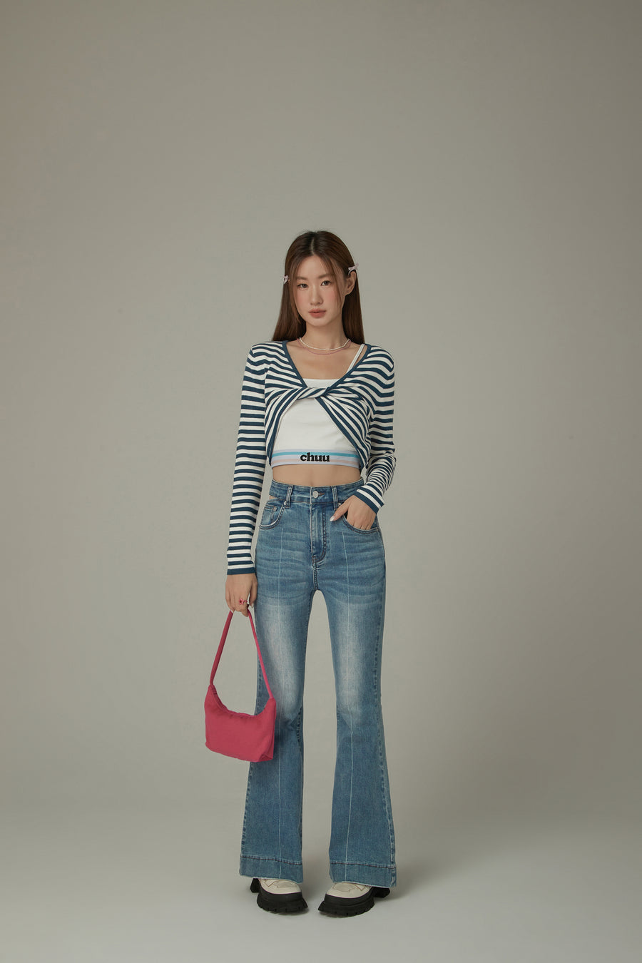 CHUU Ripped Pocket Cutout Waist Bootcut Jeans