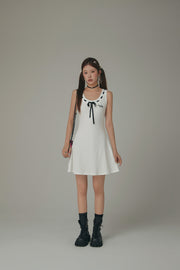 Ribbon Tie Logo Sleeveless Dress