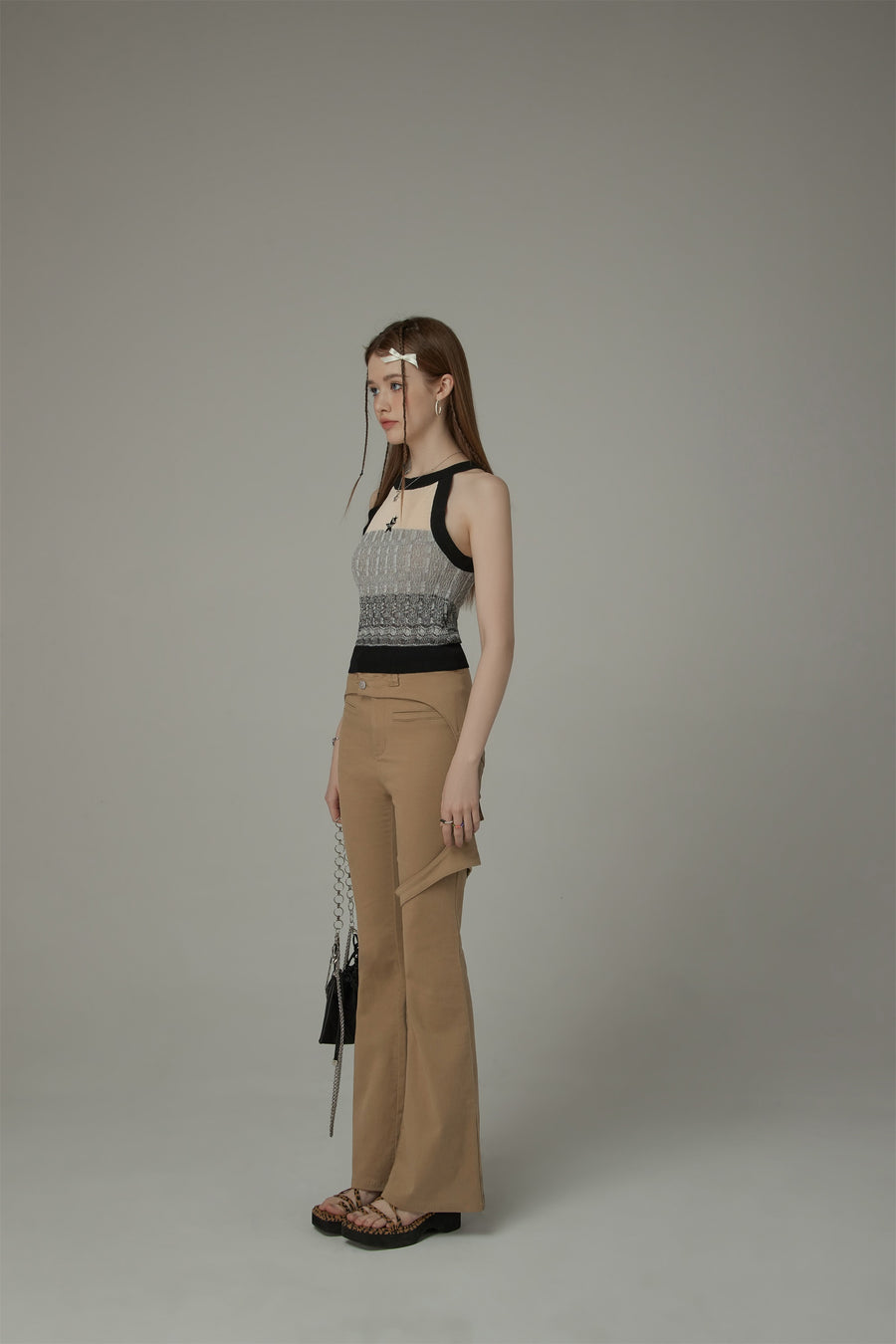 CHUU Double Button High Waisted Flared Semi-Bootcut Pants