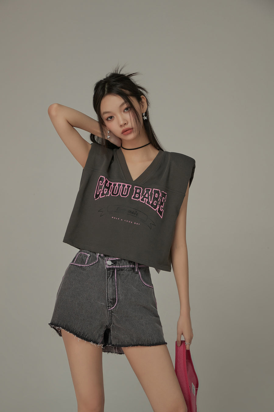 CHUU Chuu Babe Sleeveless Cotton V-Neck Top