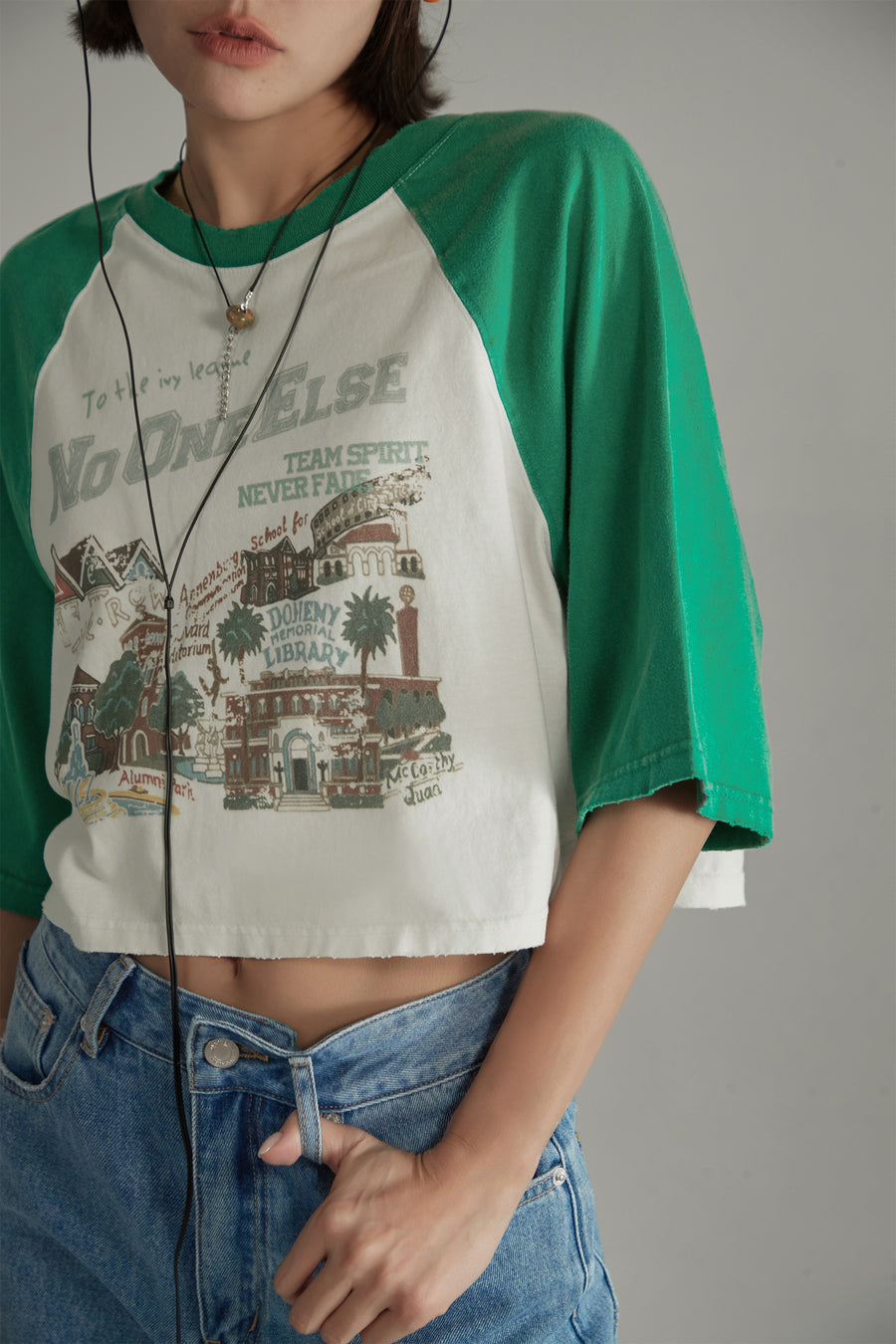 CHUU Raglan Color Crop Printed T-Shirt