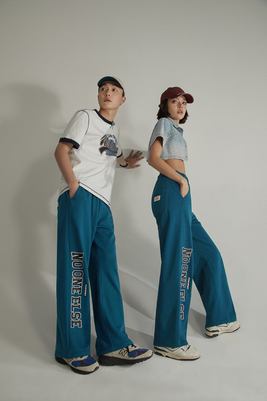 CHUU Side Leg Logo Jogger Pants