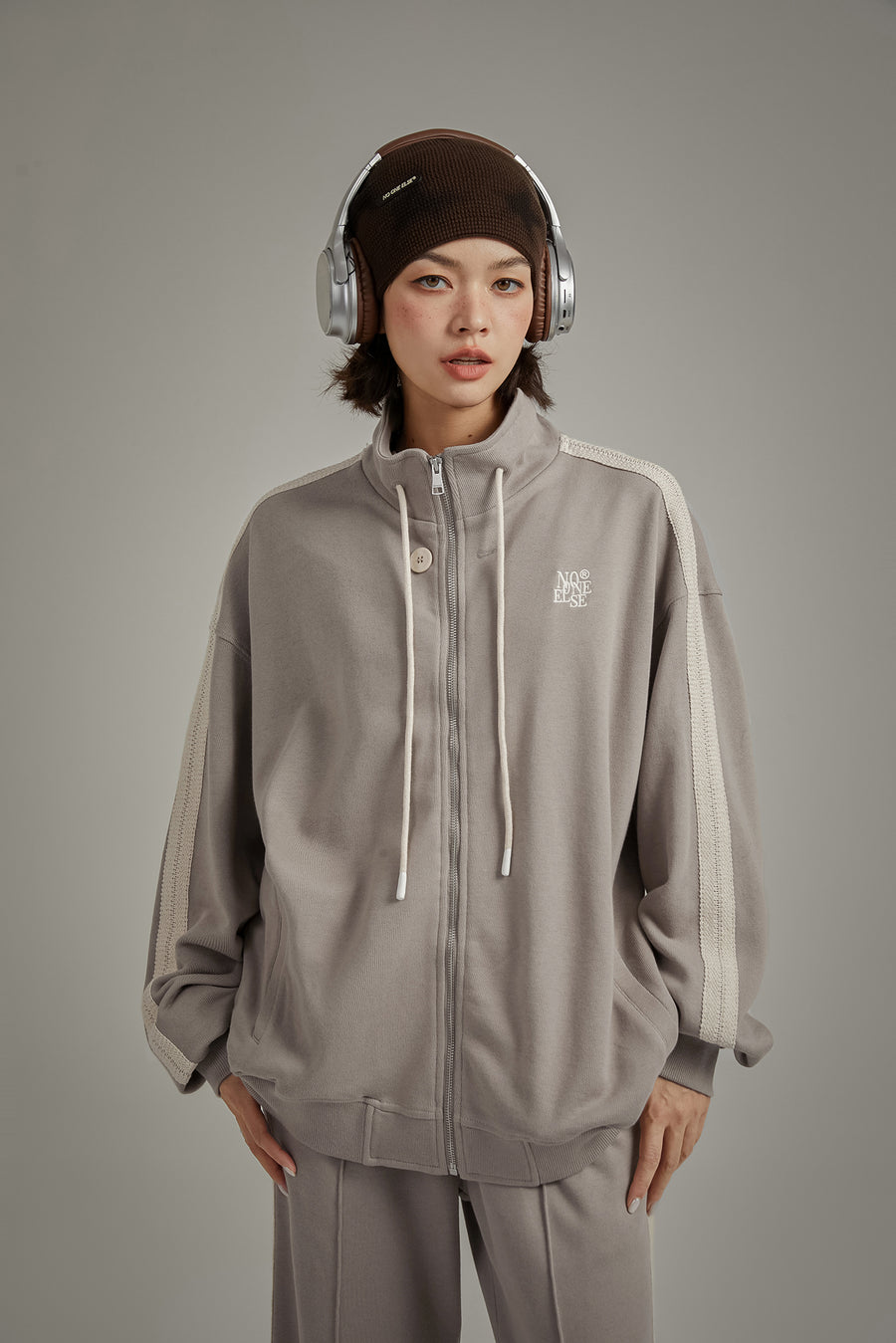 CHUU Sporty Color Combination Zip-Up