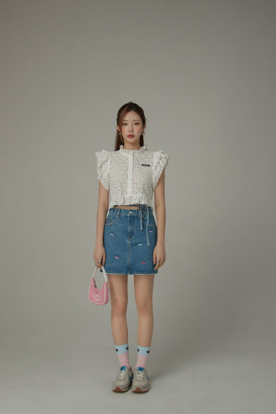 CHUU Multi Color Cherry Ribbon Tie Denim Mini Skirt