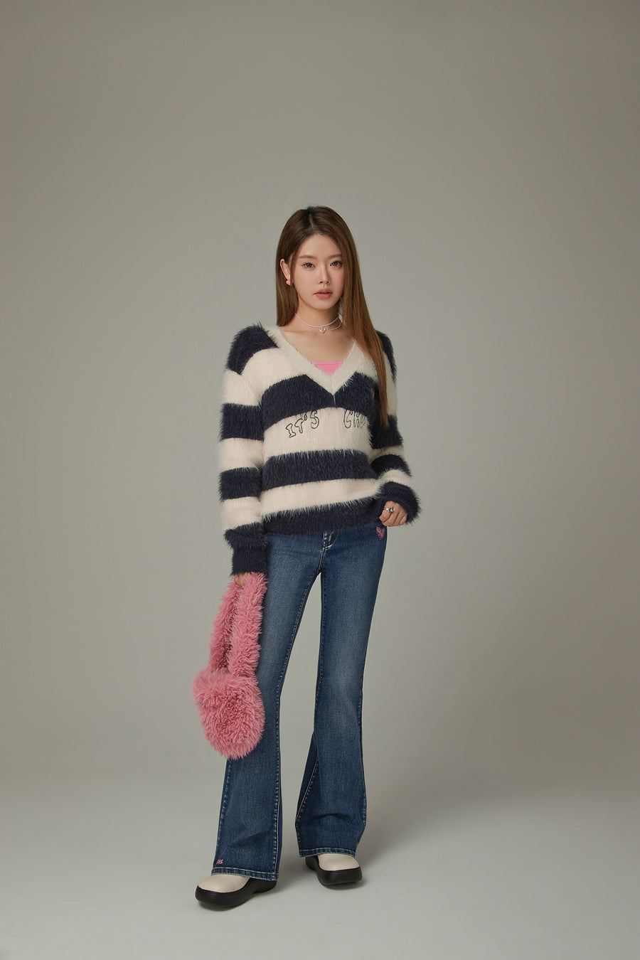 CHUU Striped V-Neck Knit Sweater