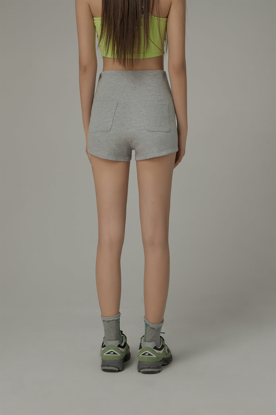 CHUU Slim Sporty Shorts