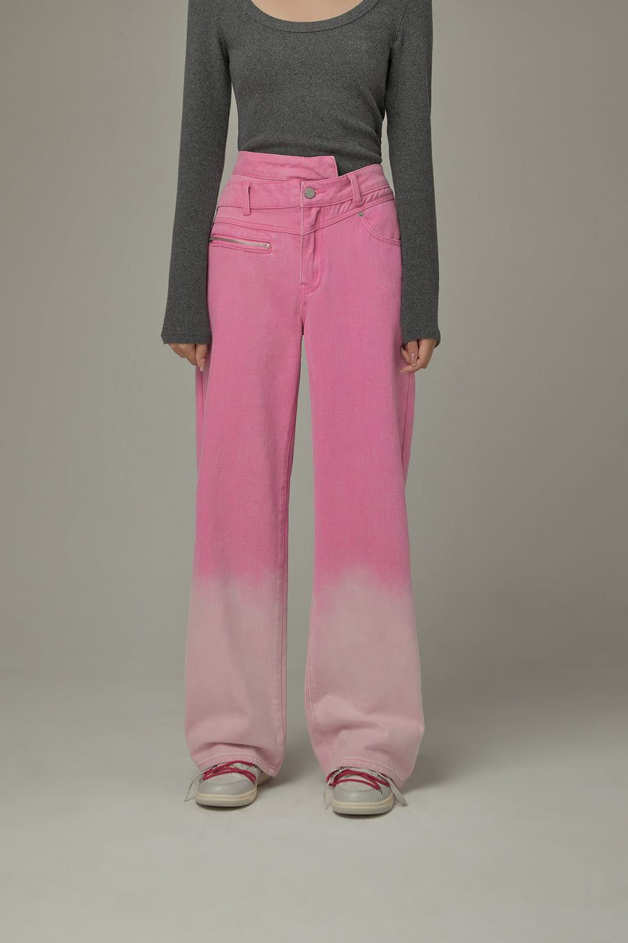 CHUU Gradient Color Jeans