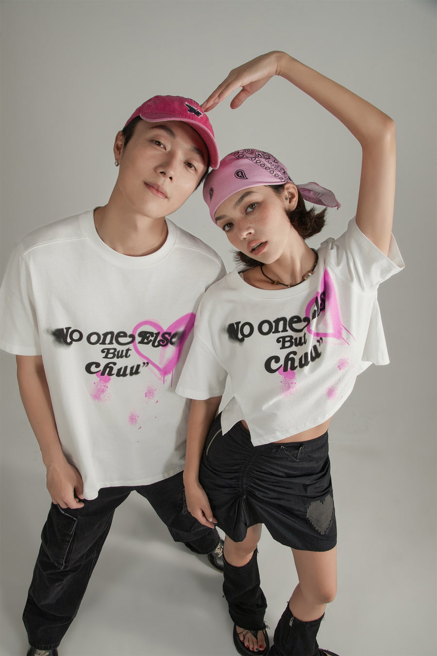 CHUU Collab Logo Heart Lettering T-Shirt