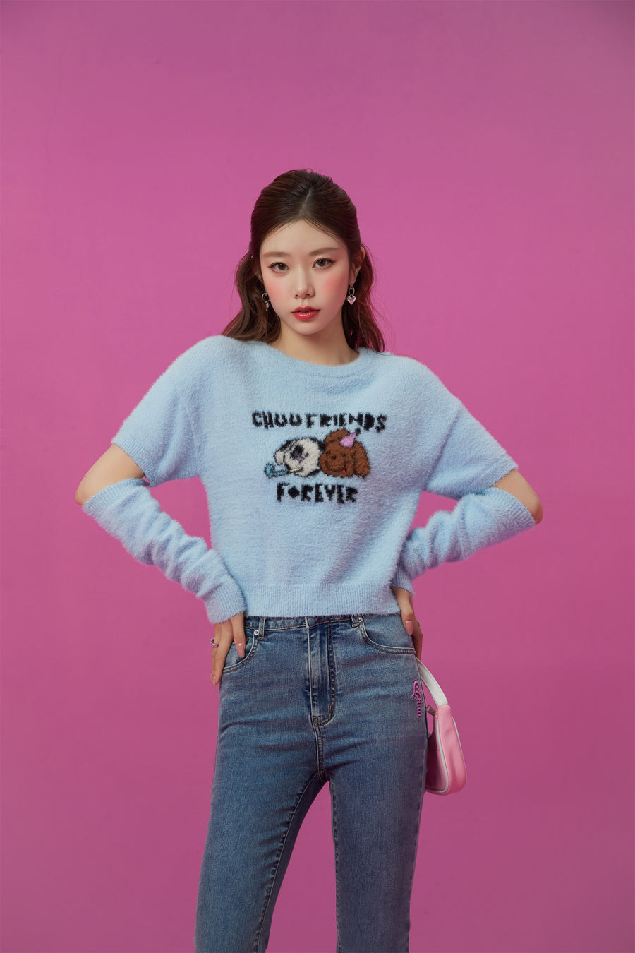 CHUU Puppy Character Cutout Knit Sweater