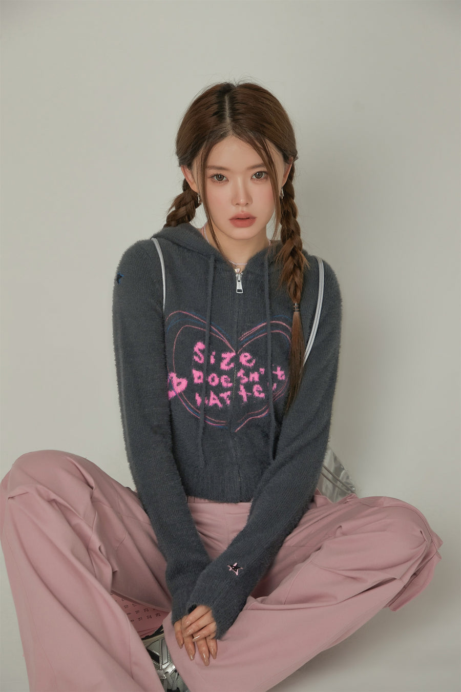 CHUU Heart Hooded Zip-Up Cardigan