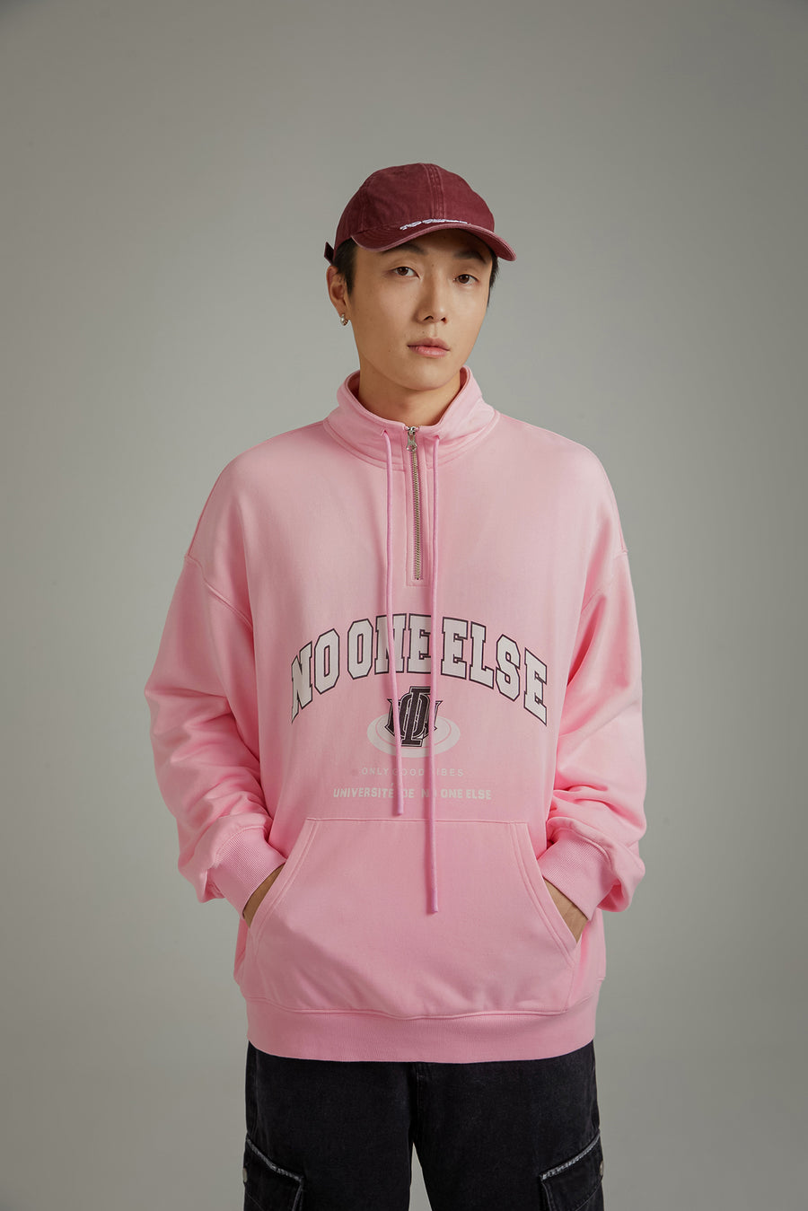 CHUU Logo Half Zip-Up Boxy Hoodie