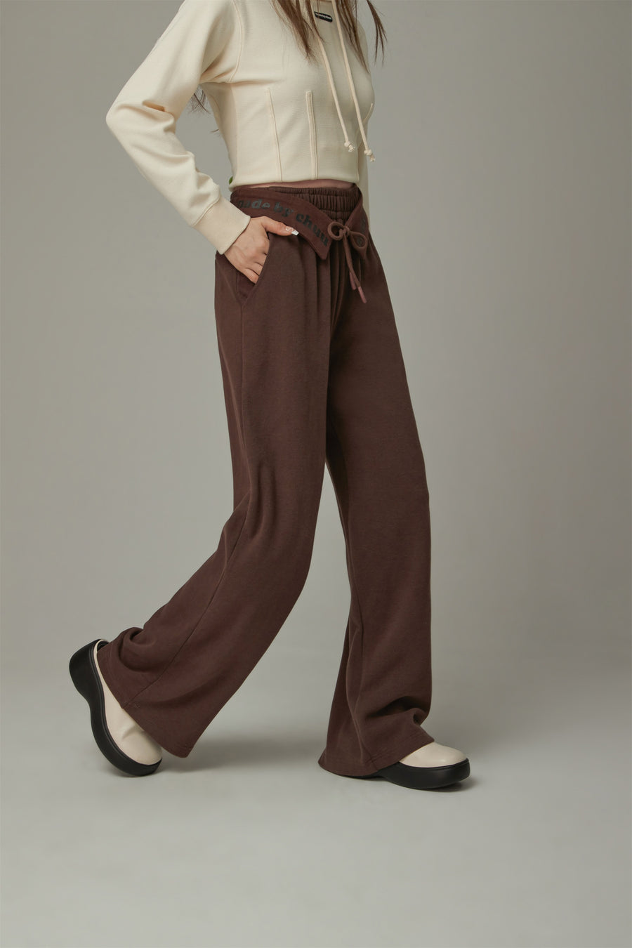 CHUU Logo String Wide Pants