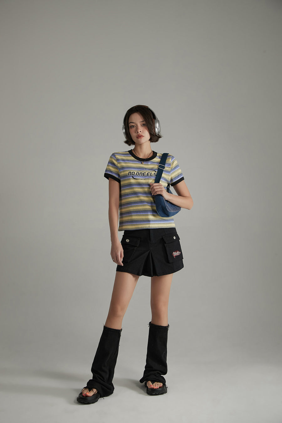 CHUU Noe Center Color Striped Short Sleeve T-Shirt