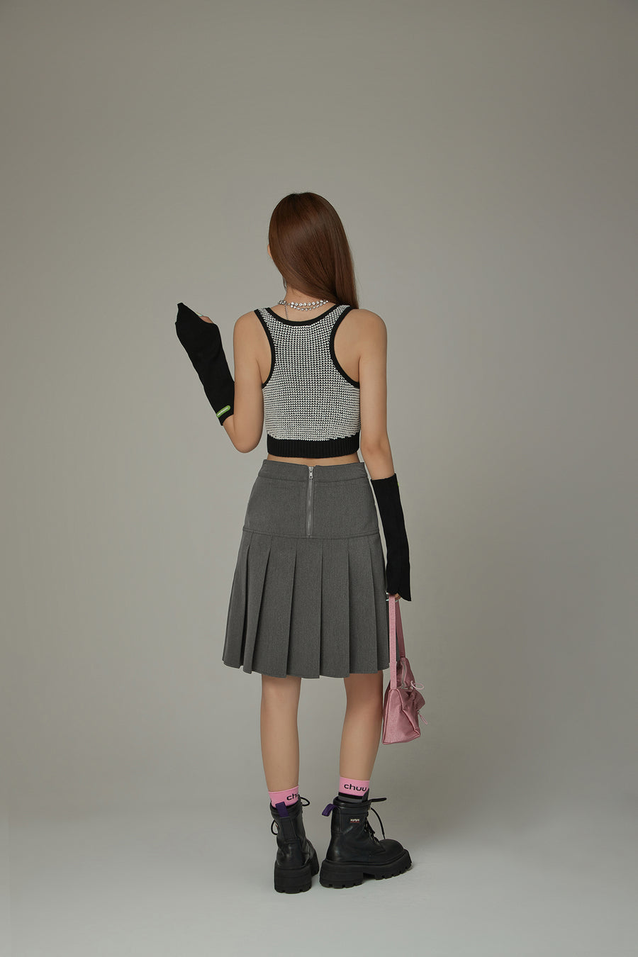 CHUU Logo Band Color Scheme Sleeveless Crop Top