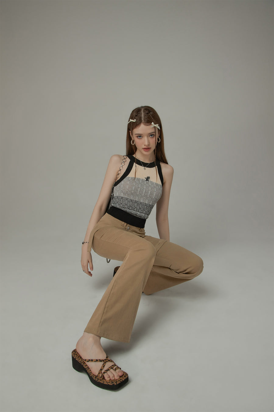 CHUU Double Button High Waisted Flared Semi-Bootcut Pants