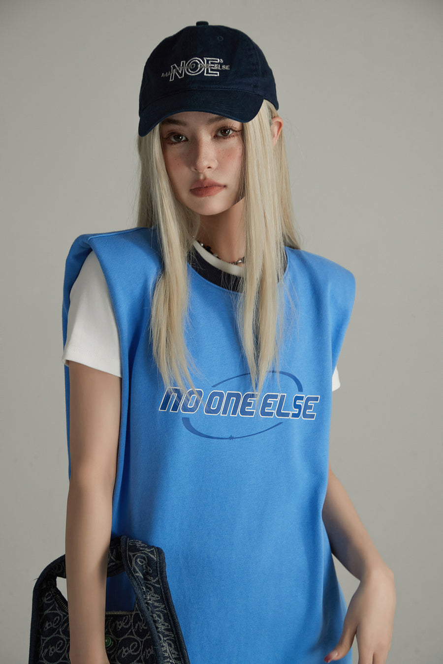 CHUU Noe Center Logo Sleeveless T-Shirt Dress