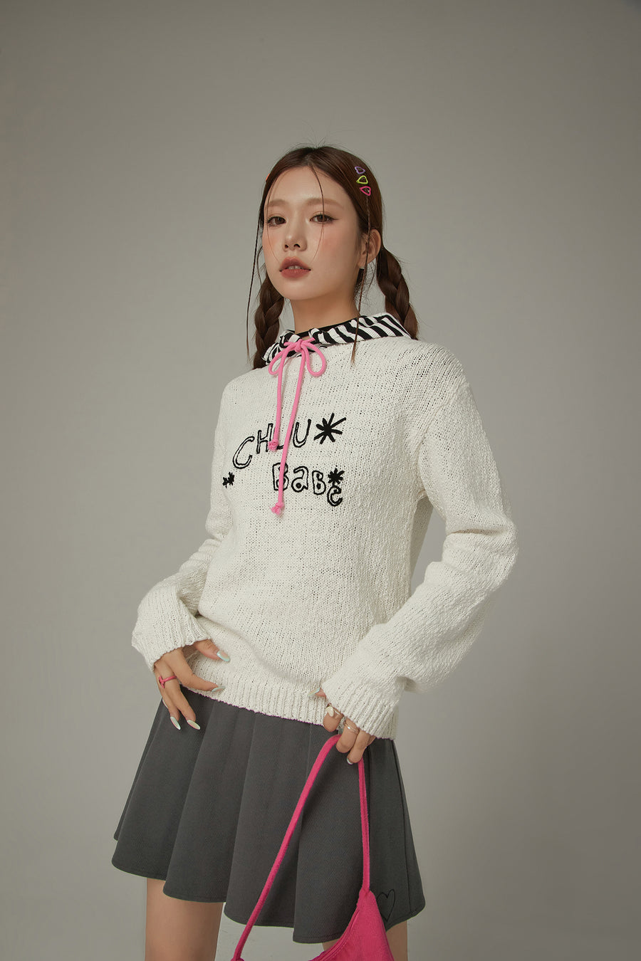 CHUU Macaron Color Logo Knit Sweater