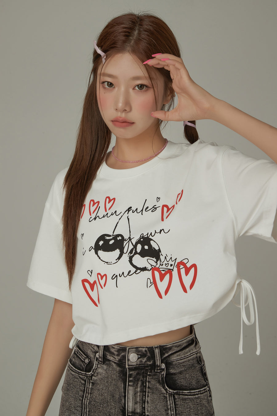 CHUU Heart Cherry Boxy Crop Loosefit T-Shirt