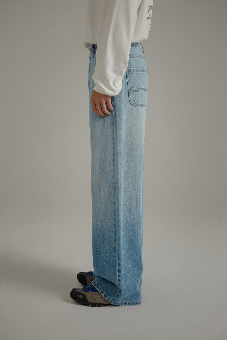 CHUU High Waist Loose Wide Leg Washed Wide Jeans