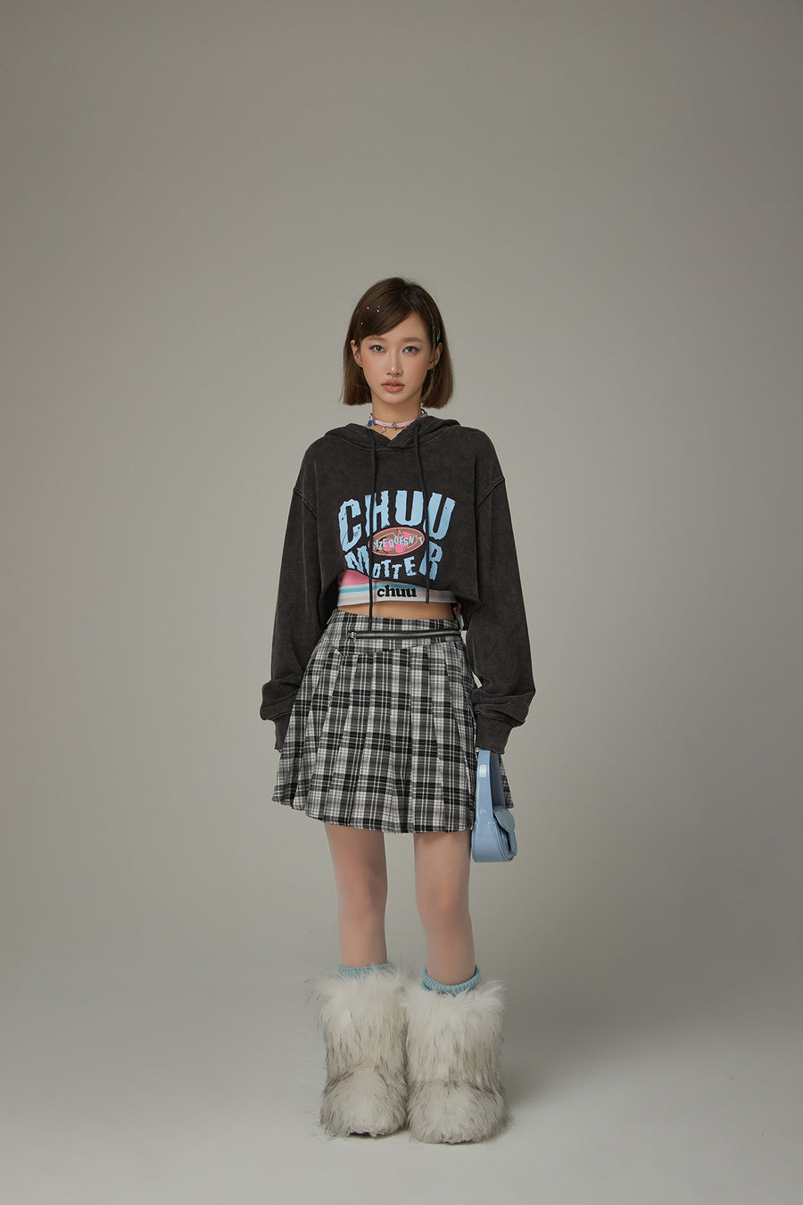 CHUU Size Doesnt Matter Vintage Crop Hoodie