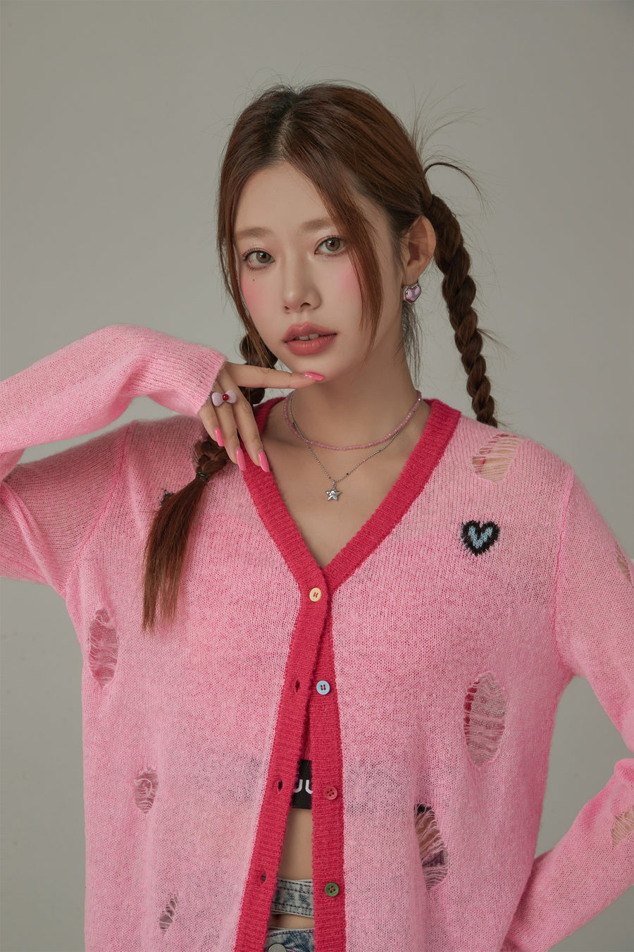 CHUU Distressed Heart Icon Rainbow Buttons Cardigan