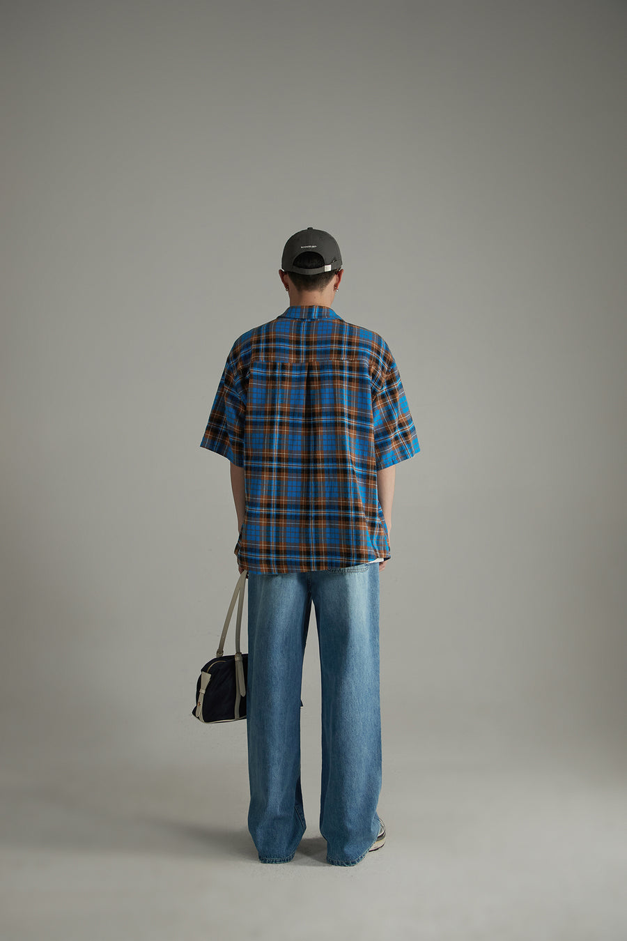 CHUU Check Loose-Fitting Short Sleeve Shirt