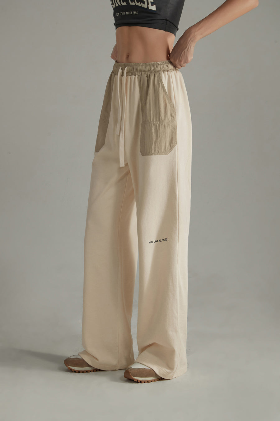 CHUU Banded Wide-Leg Slacks