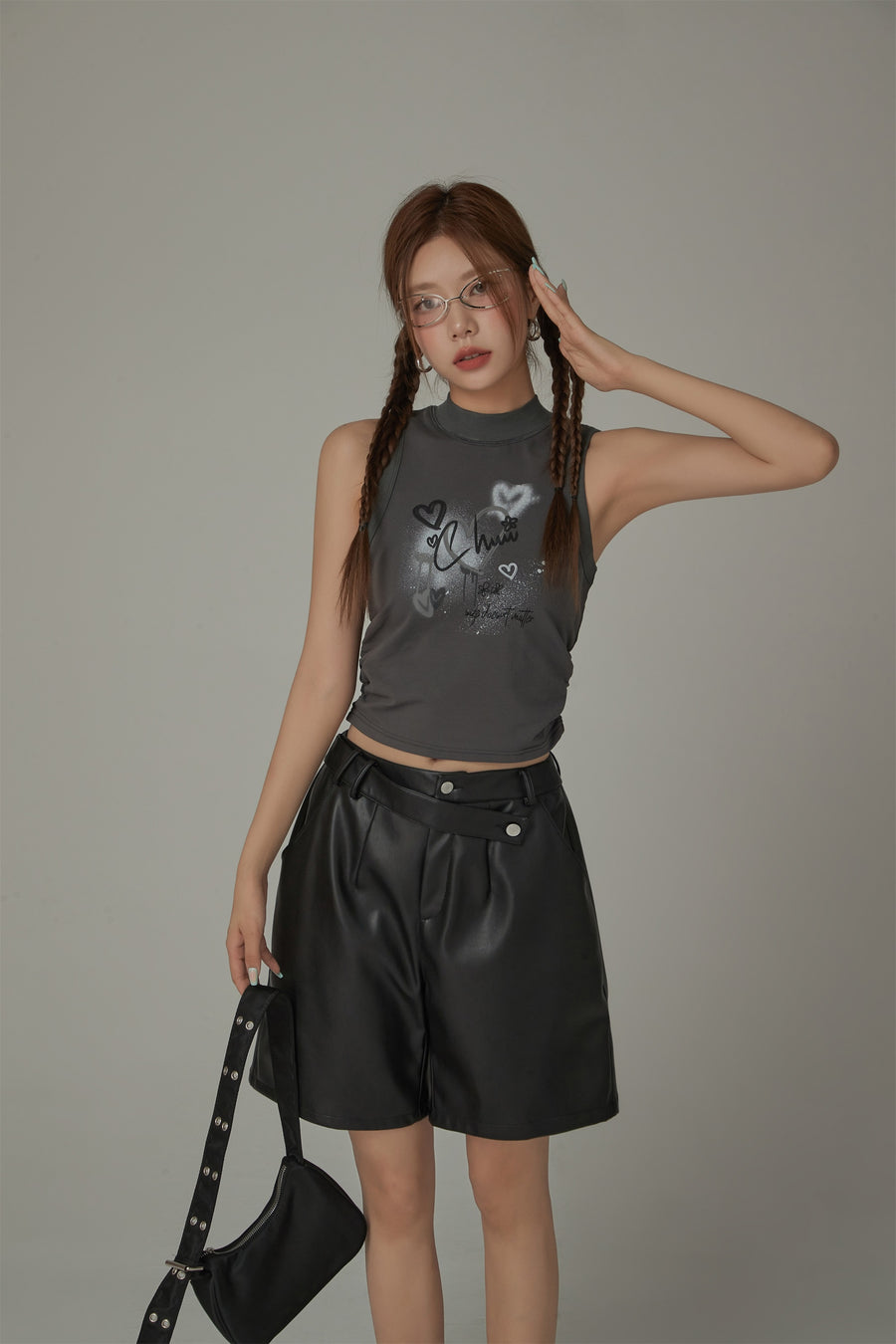 CHUU Size Doesnt Matter Heart Shirring Sleeveless Top