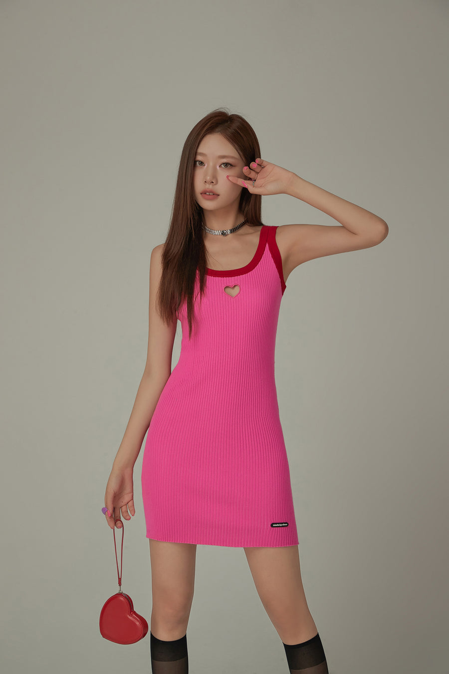 CHUU Color Lined Heart Cutout Mini Dress