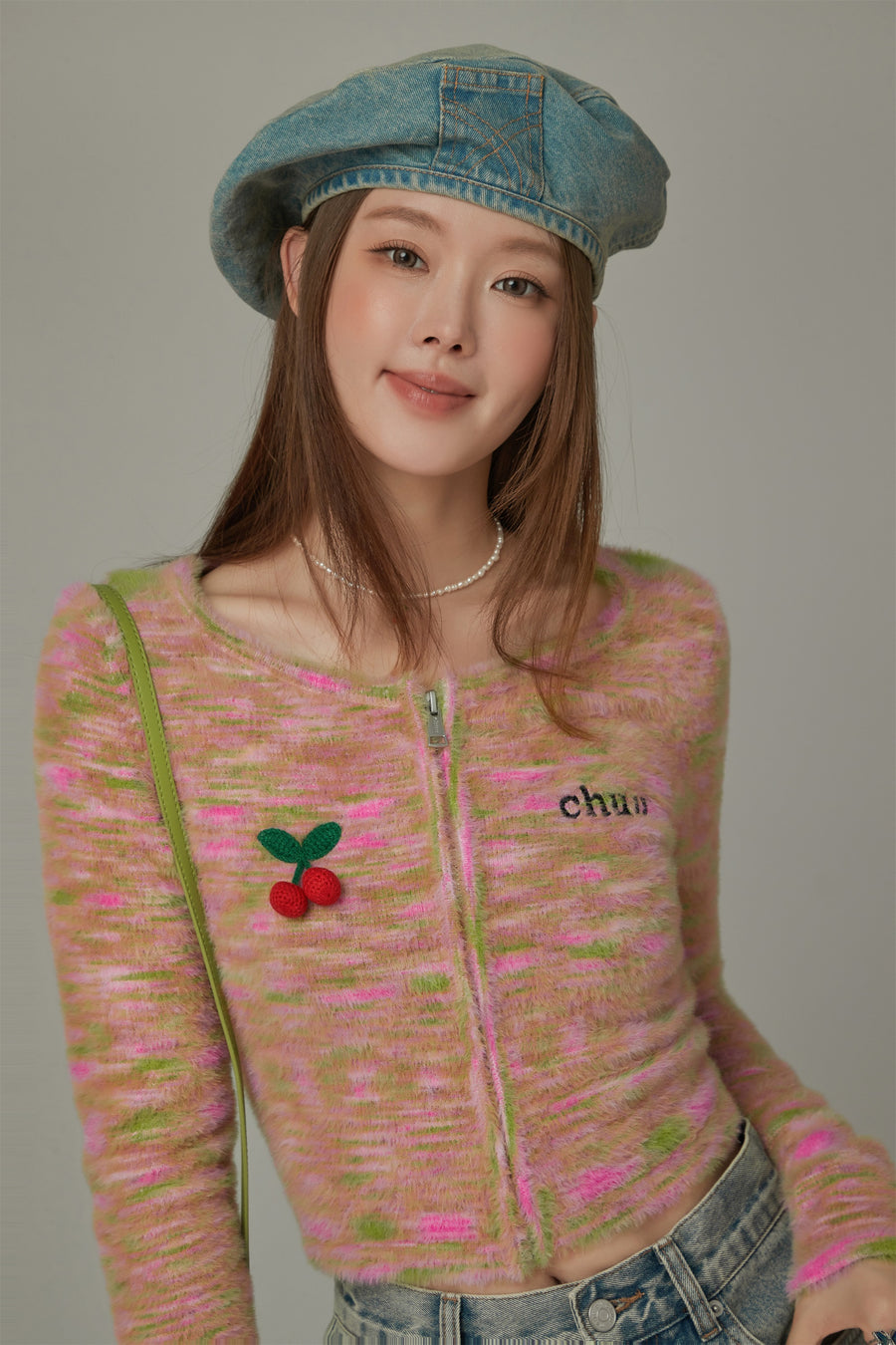 CHUU Logo Cherry Knit Cardigan