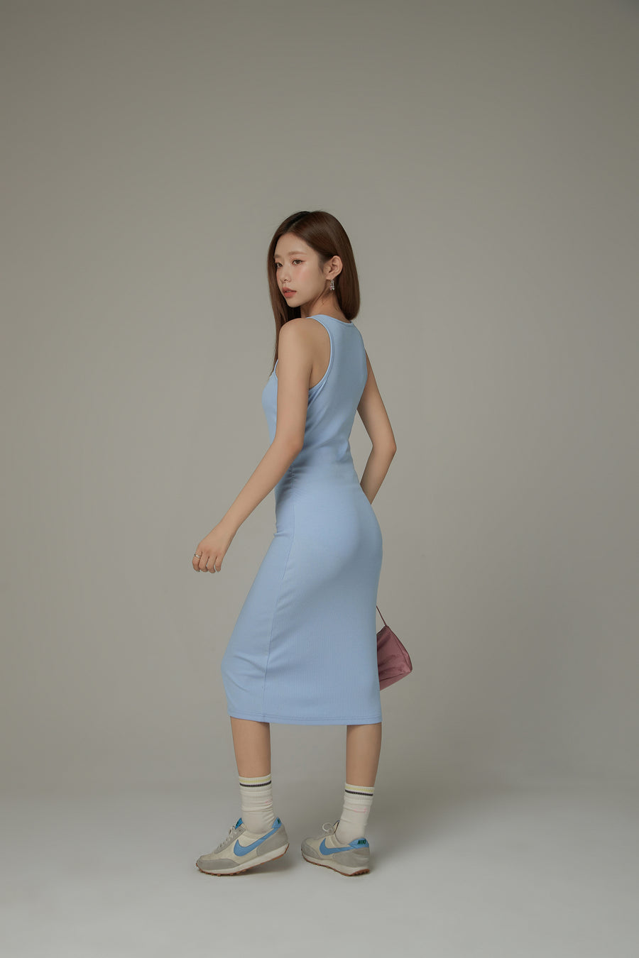 CHUU Front Cut Out Side Shirring Long Dress