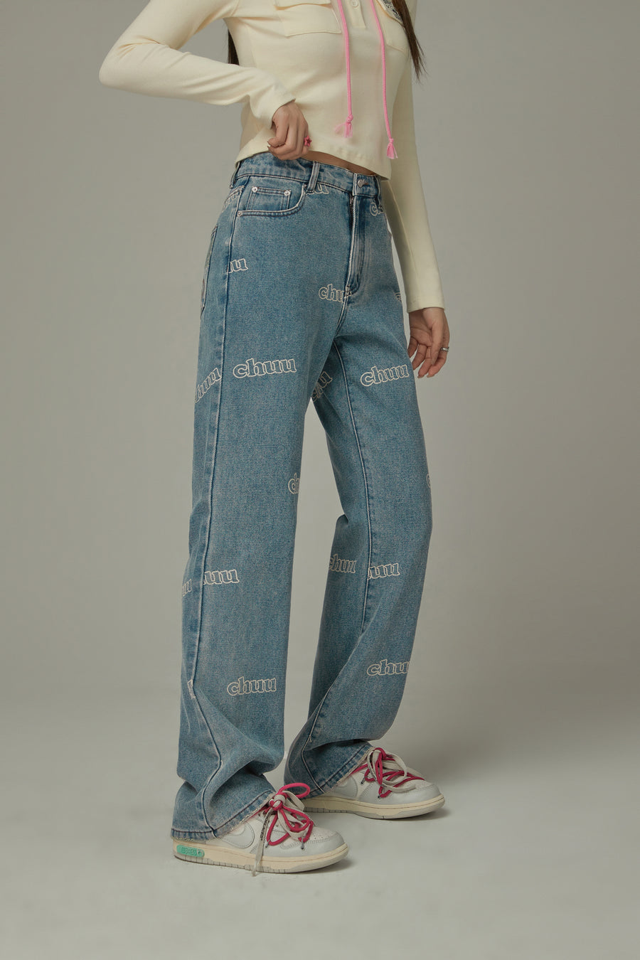 CHUU Logo Lettering Bootcut Denim Jeans