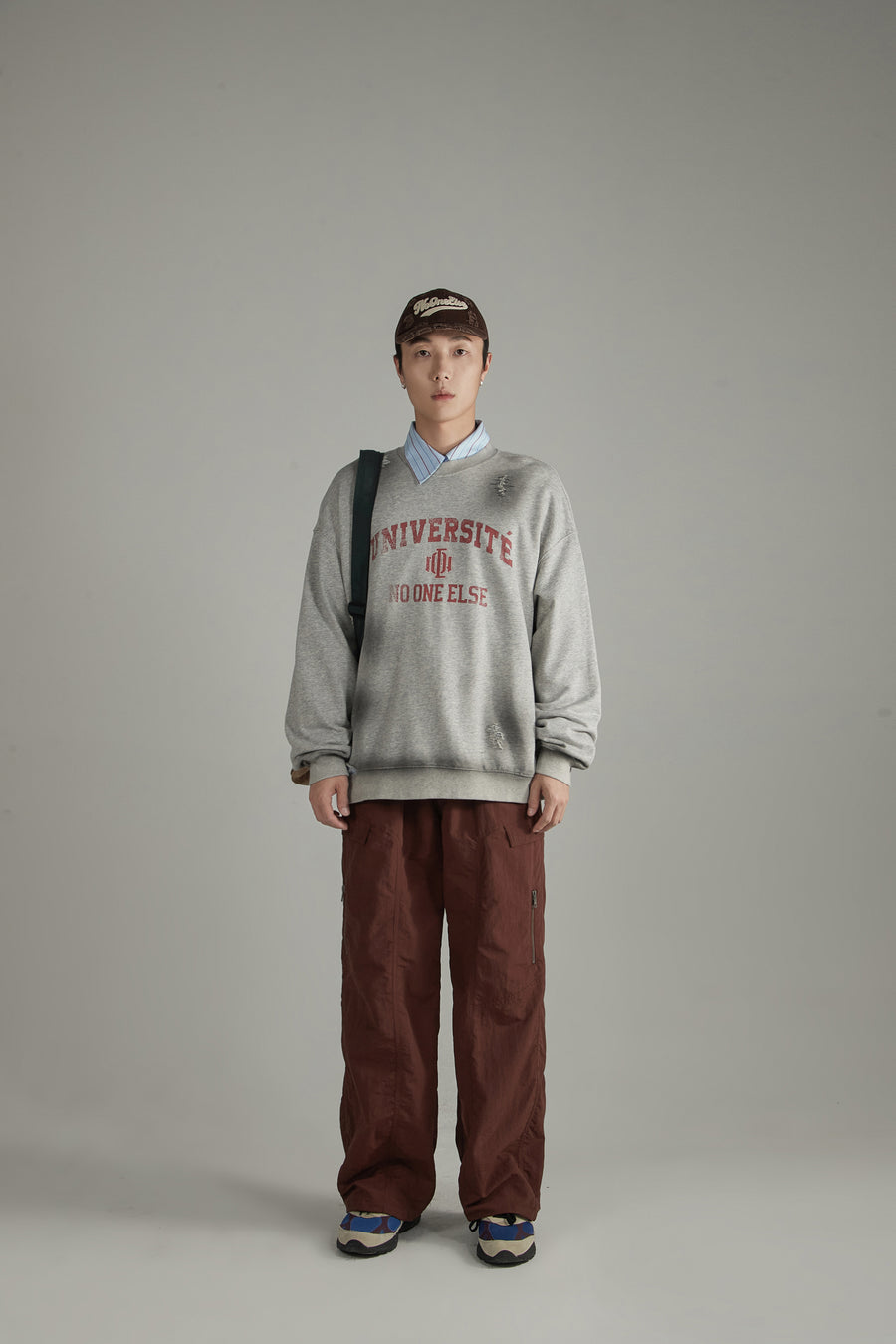 CHUU University Logo Lettering Sweatshirt