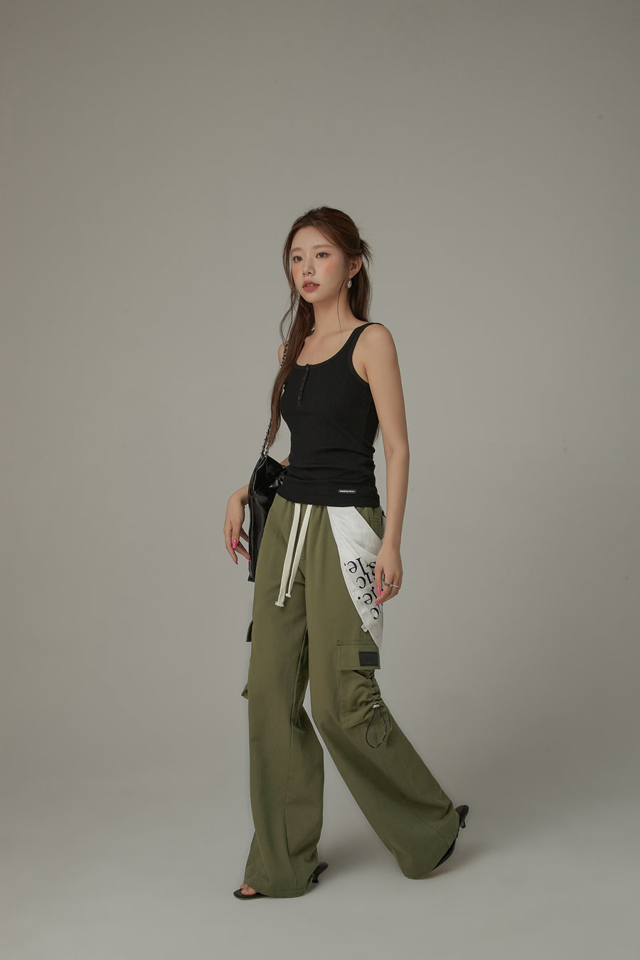 CHUU Basic Button Sleeveless Top