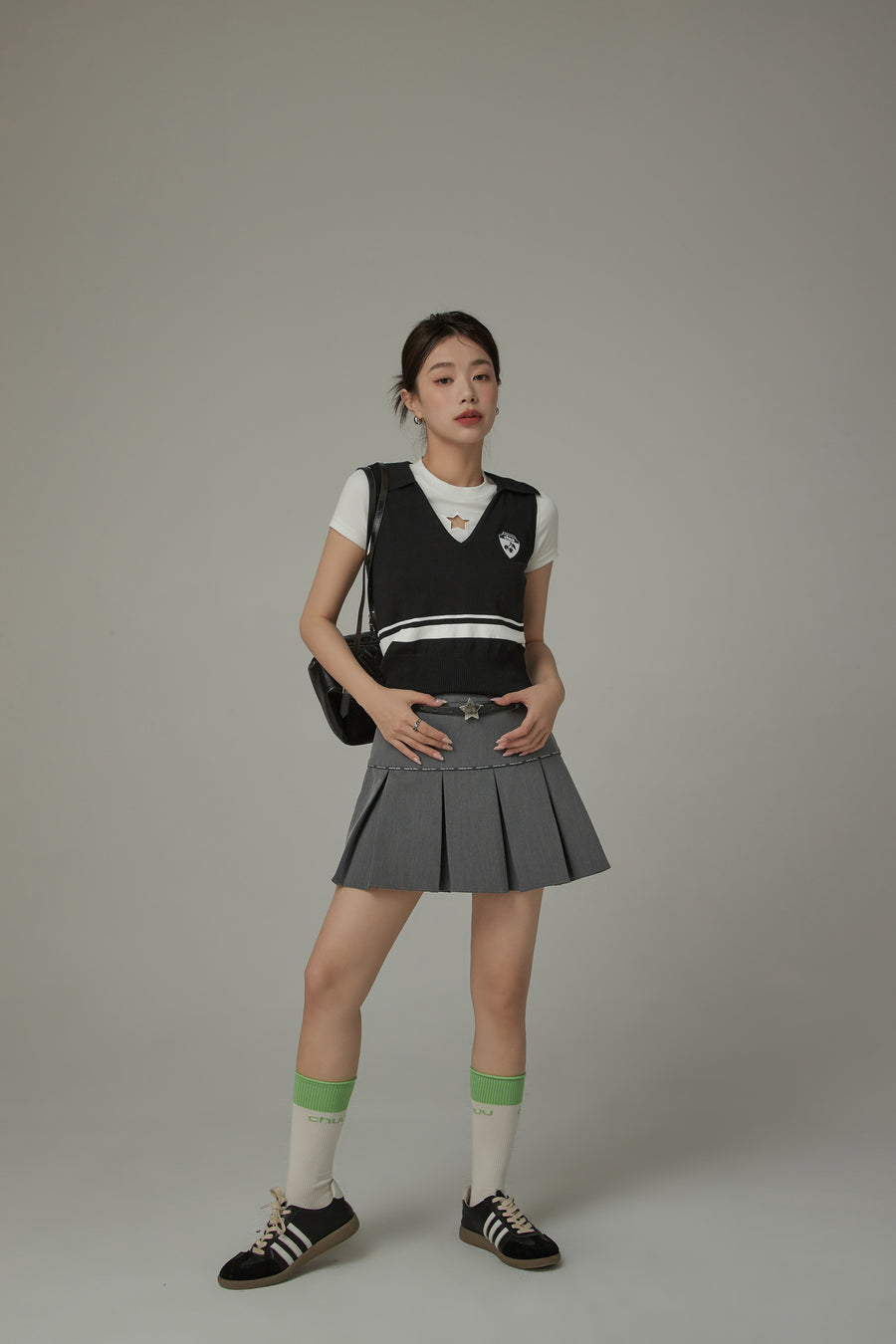 CHUU Knit Colorblock Open Collar Sleeveless Vest