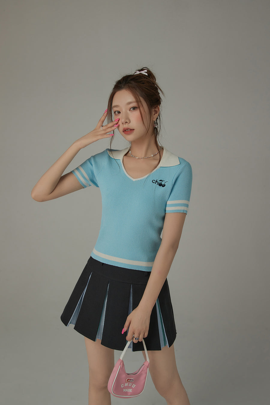 CHUU Open Collar Color Combination Knit Top