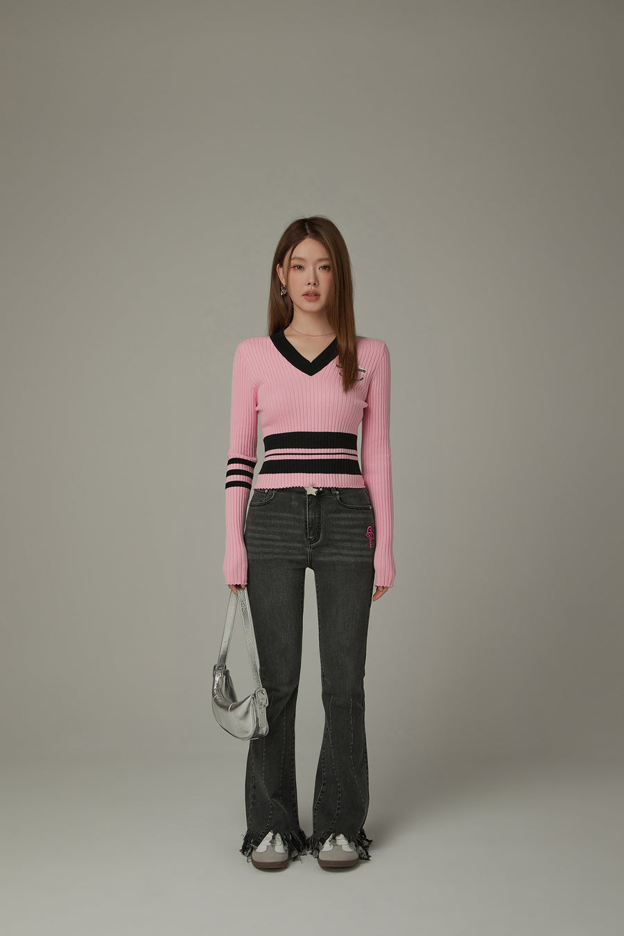 CHUU V-Neck Ribbed Knit Sweater