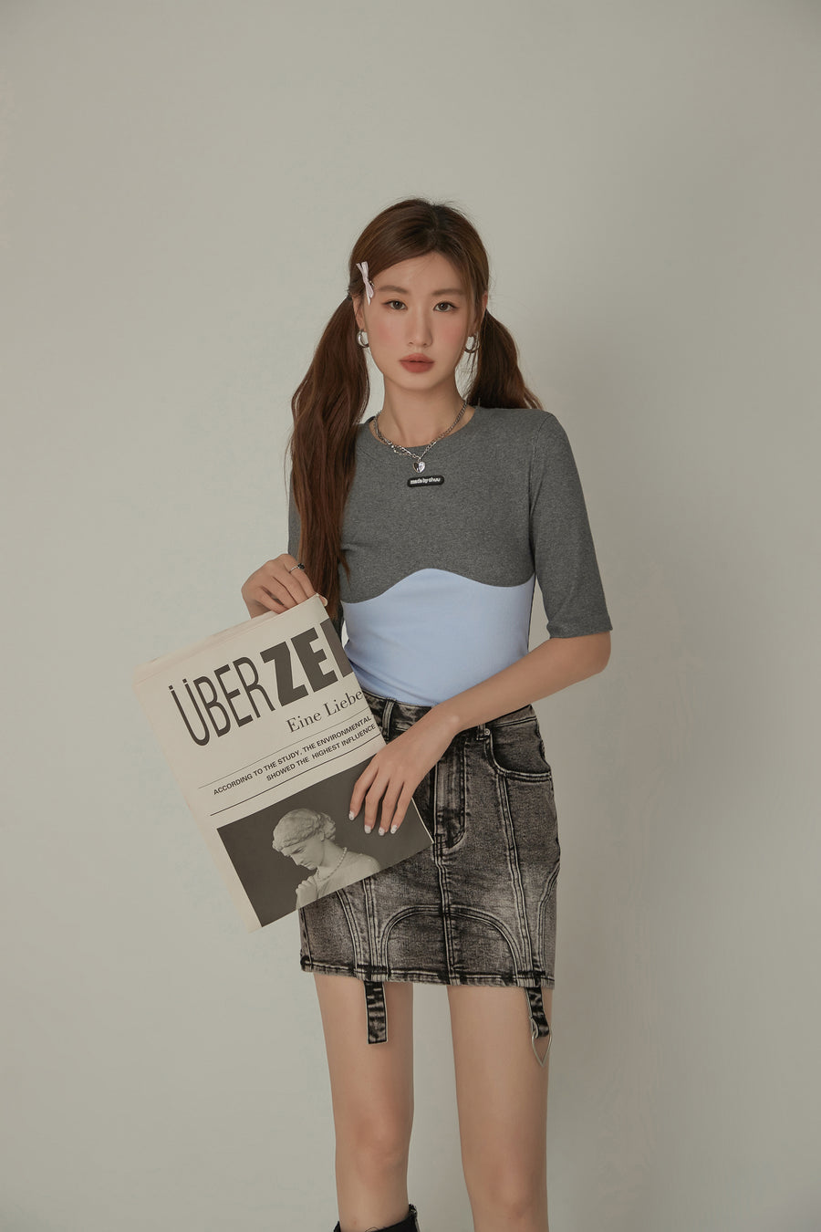 CHUU Color Two Toned Slim Top