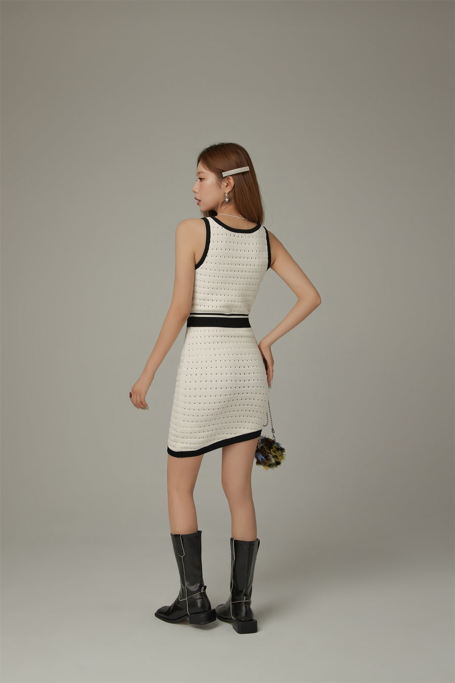 CHUU U-Neck Sleeveless Asymmetrical Mini Dress