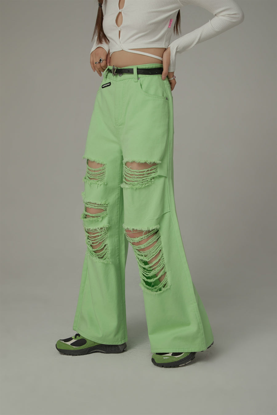 CHUU Distressed Wide Color Loosefit Denim Pants