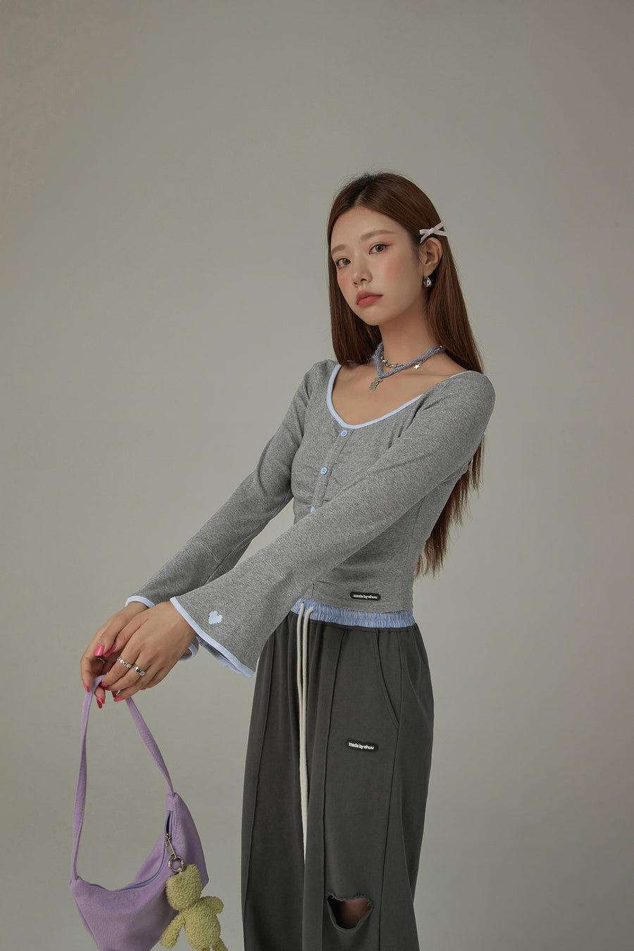 CHUU Heart Embroidered Sleeve Button T-Shirt