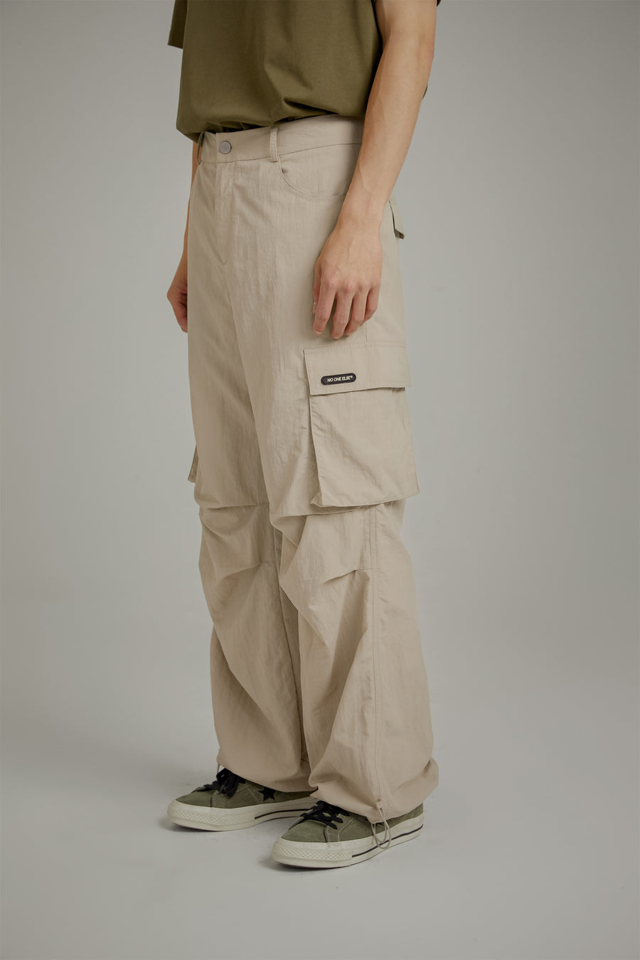 CHUU Daily Cargo Pocket Straight Pants