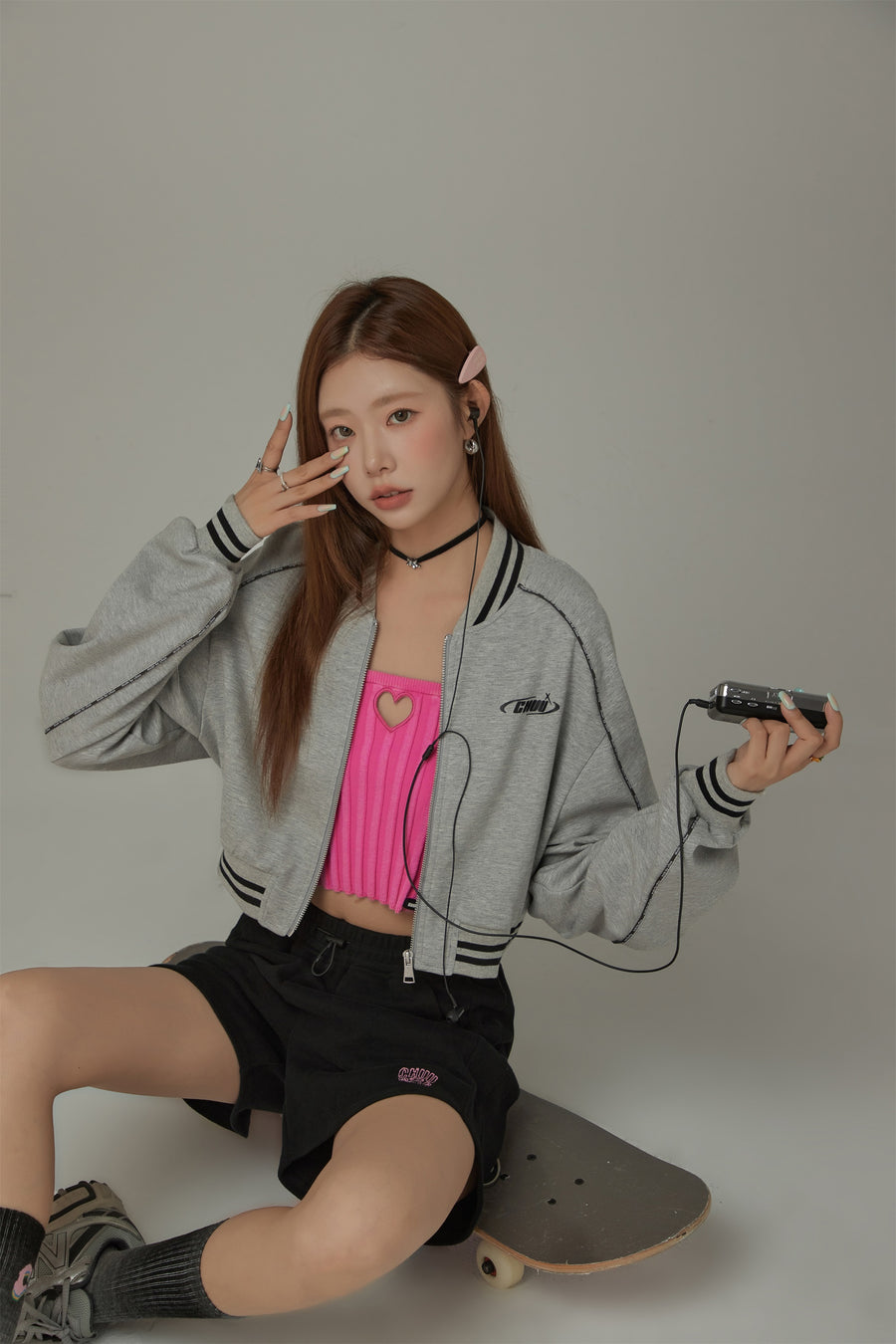 CHUU Varsity Color Sporty Cropped Jacket