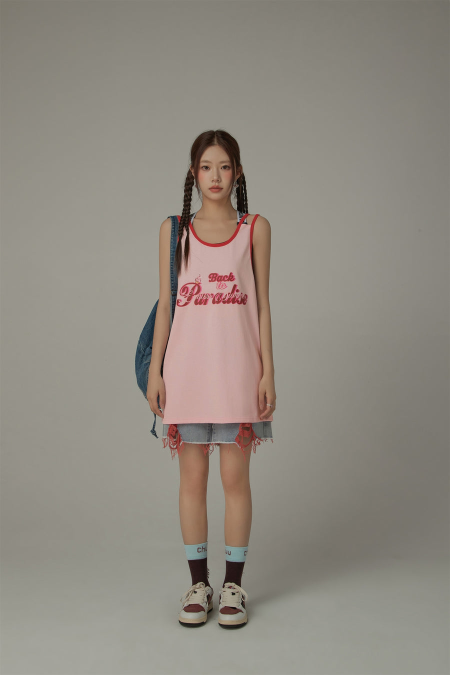 CHUU Back To Paradise Colorblocked Letter Printed Sleeveless T-Shirt