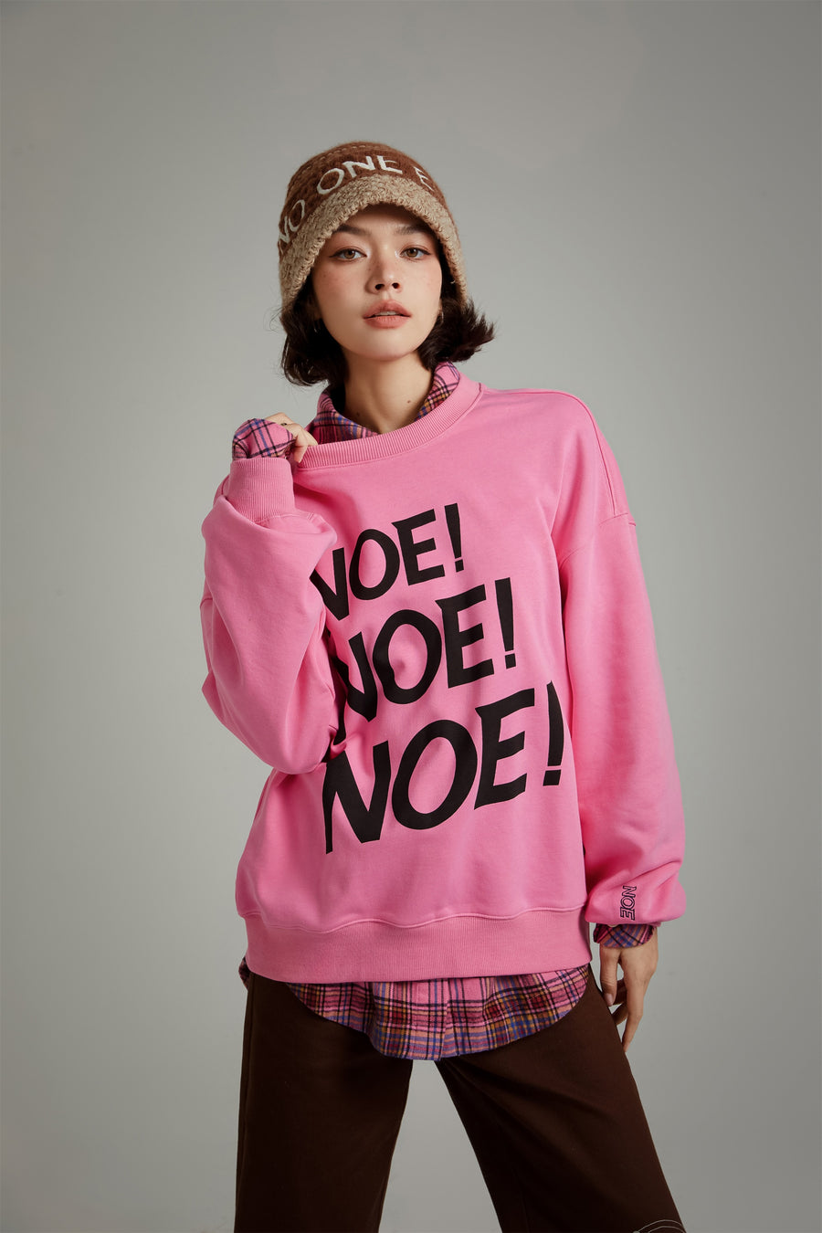 CHUU Logo Lettering Boxy Sweatshirt