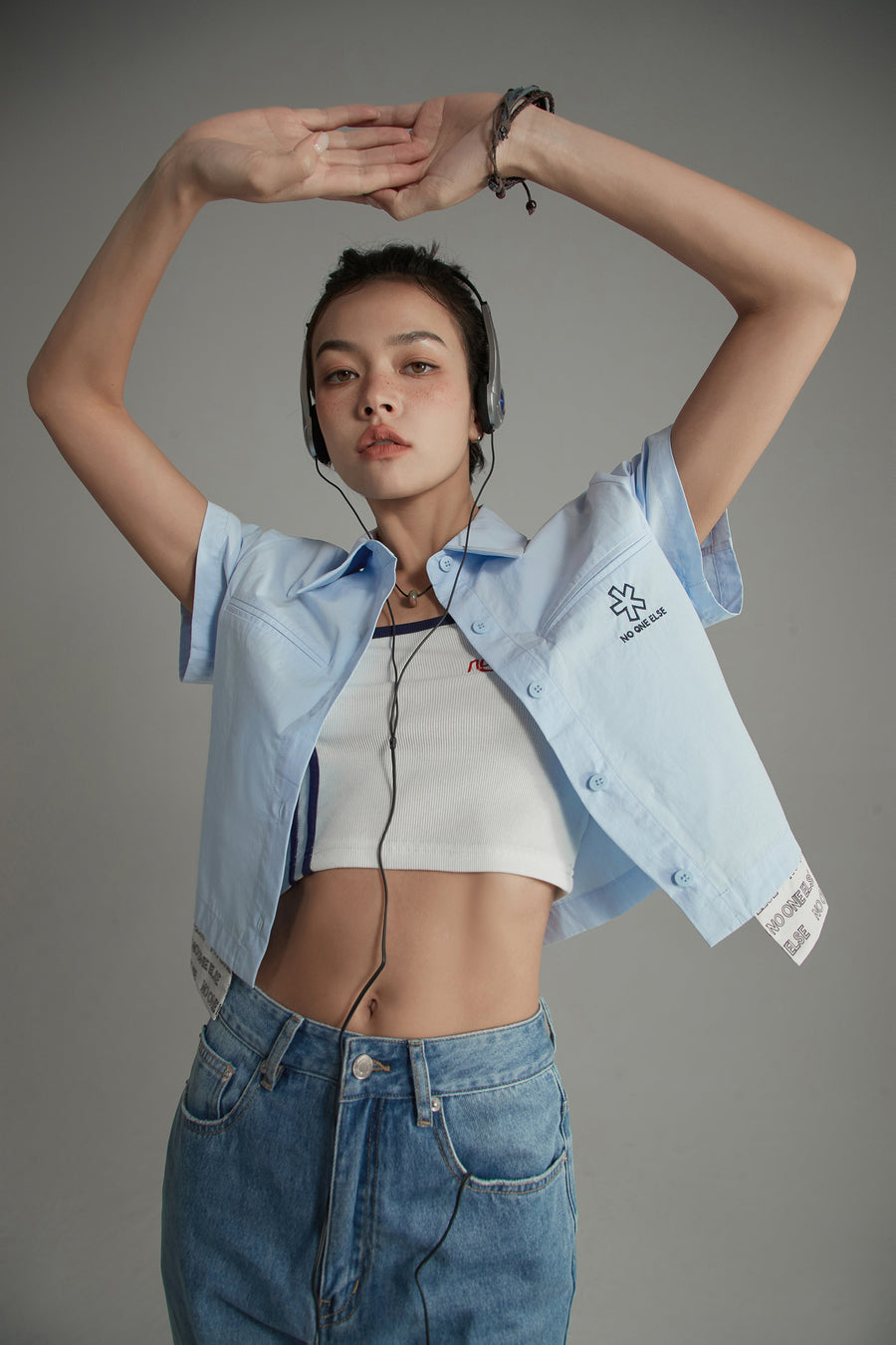 CHUU Cotton Embroidered Boxy Short Sleeve Crop Shirt