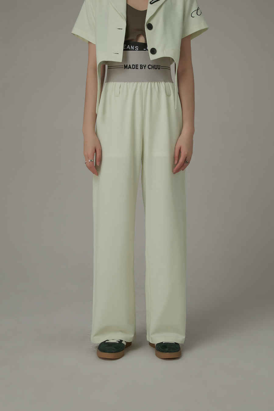 CHUU Contrast Letter High Waist Banded Wide Pants